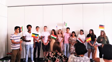 Abschlussfeier 2019 an der BFS für Altenpflege und Altenpflegehilfe Gratulation den Absolventinnen und Absolventen der Pflgegfachhilfe.