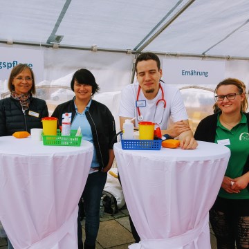 Jobmeile 2018 Messestand von "Pflege&DU" auf der Jobmeile